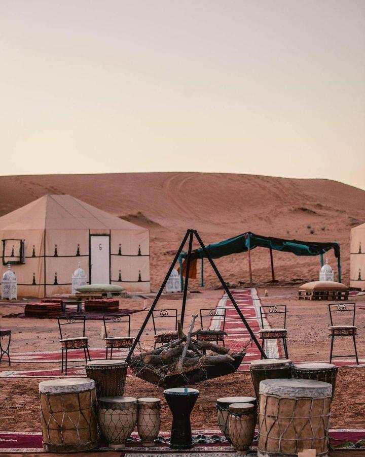 Sahara Dunes Luxury Camp Мерзуга Экстерьер фото