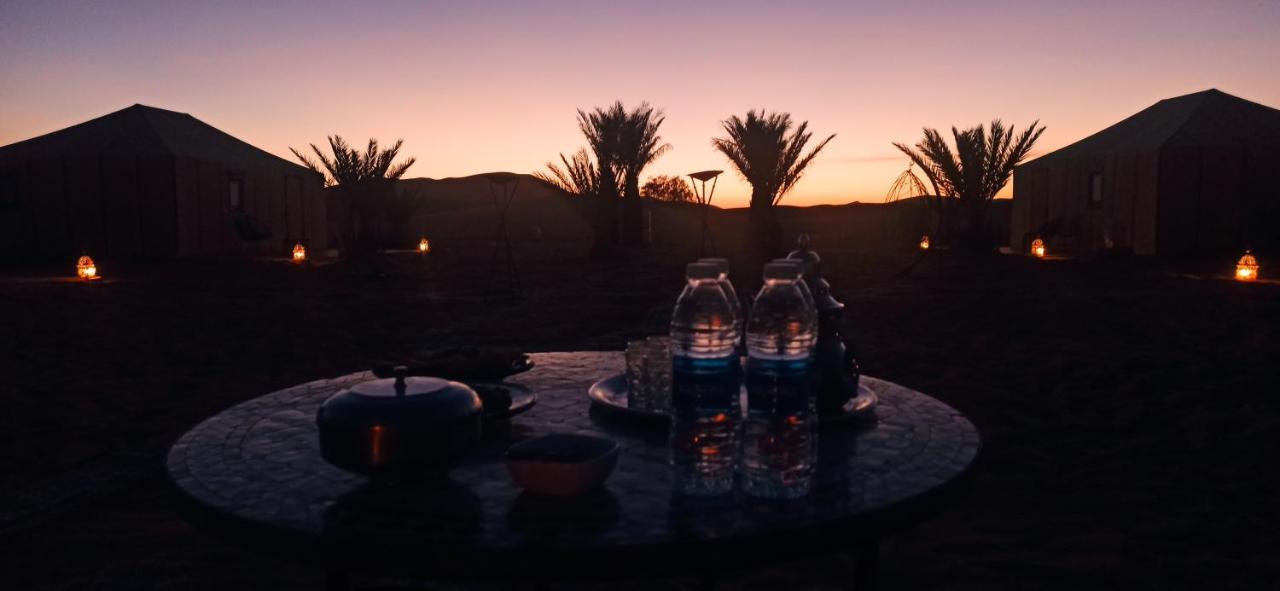 Sahara Dunes Luxury Camp Мерзуга Экстерьер фото