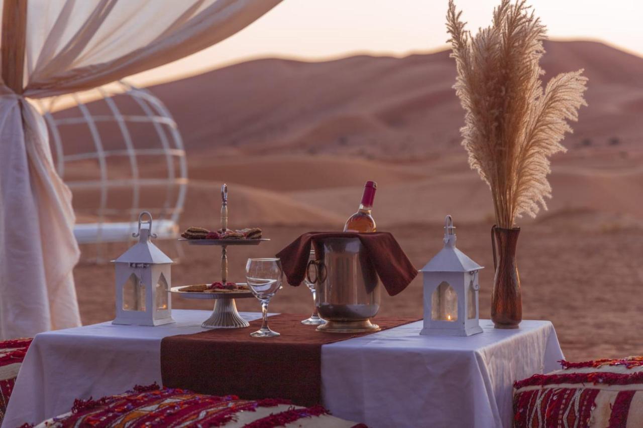 Sahara Dunes Luxury Camp Мерзуга Экстерьер фото
