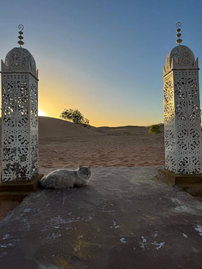 Sahara Dunes Luxury Camp Мерзуга Экстерьер фото