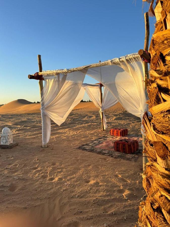 Sahara Dunes Luxury Camp Мерзуга Экстерьер фото
