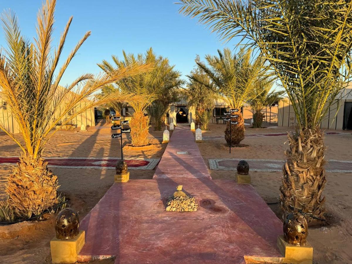 Sahara Dunes Luxury Camp Мерзуга Экстерьер фото