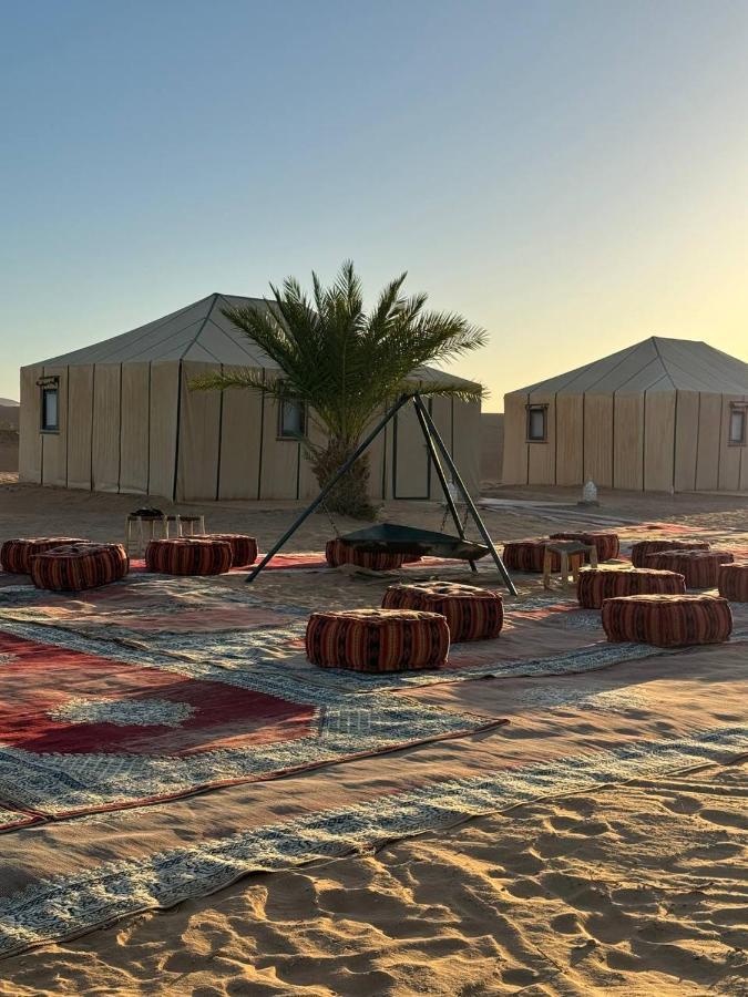Sahara Dunes Luxury Camp Мерзуга Экстерьер фото
