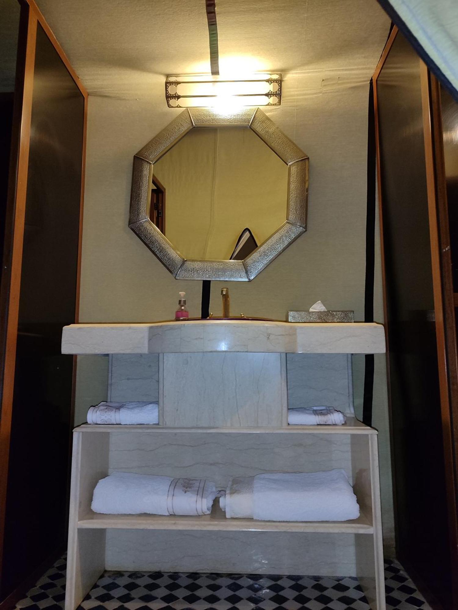 Sahara Dunes Luxury Camp Мерзуга Экстерьер фото